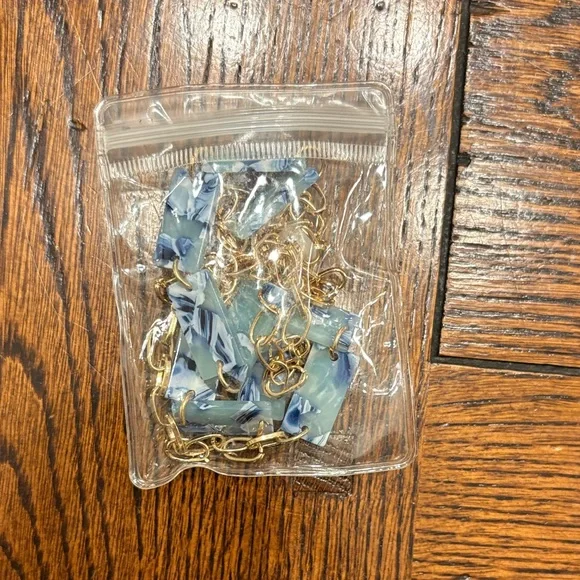 Colorful Beaded Glasses Chains - Picture 4 of 8